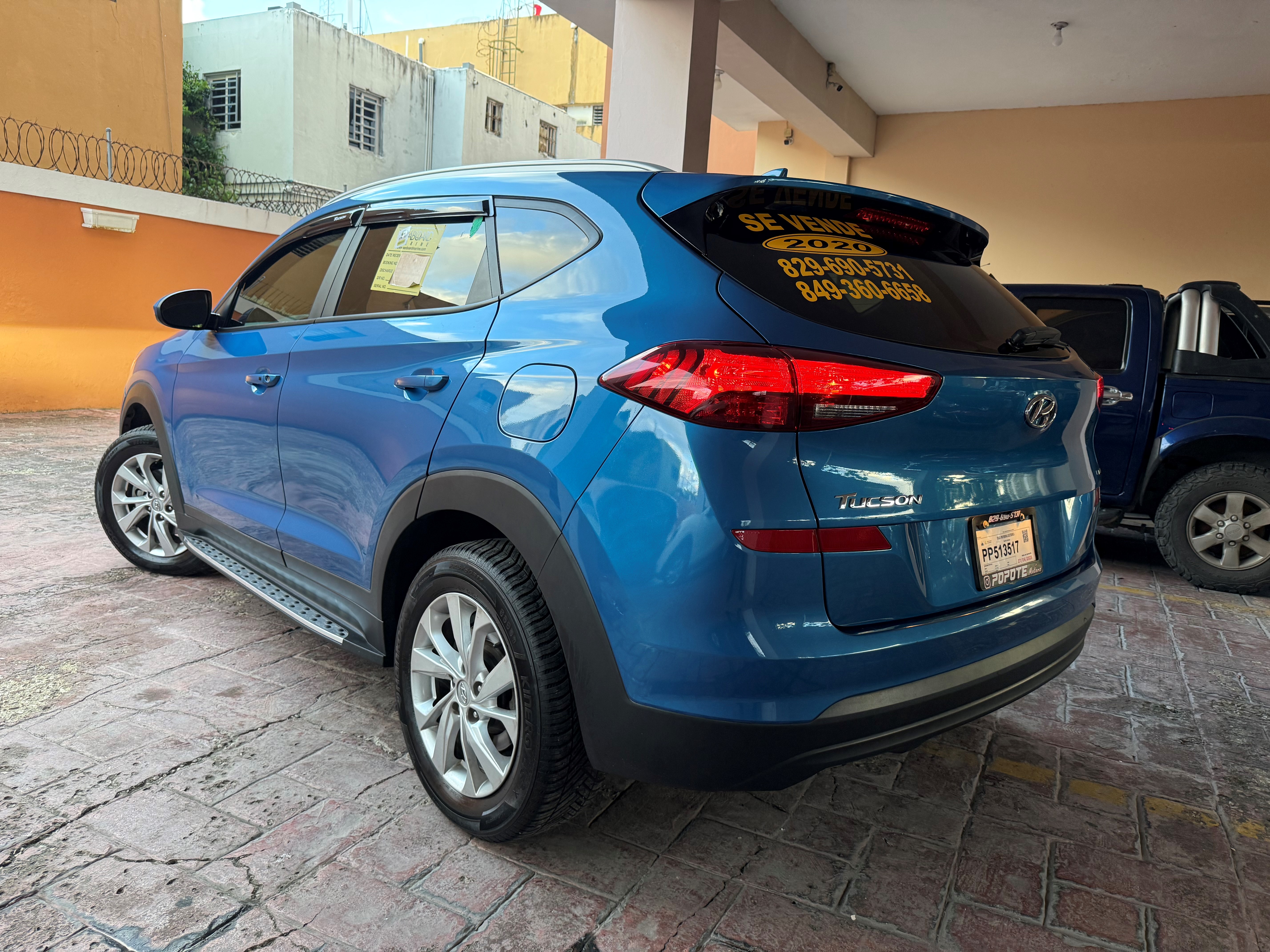 jeepetas y camionetas - HYUNDAI TUCSON VALUE 20 AWD CLEAN oferta de padre! 2