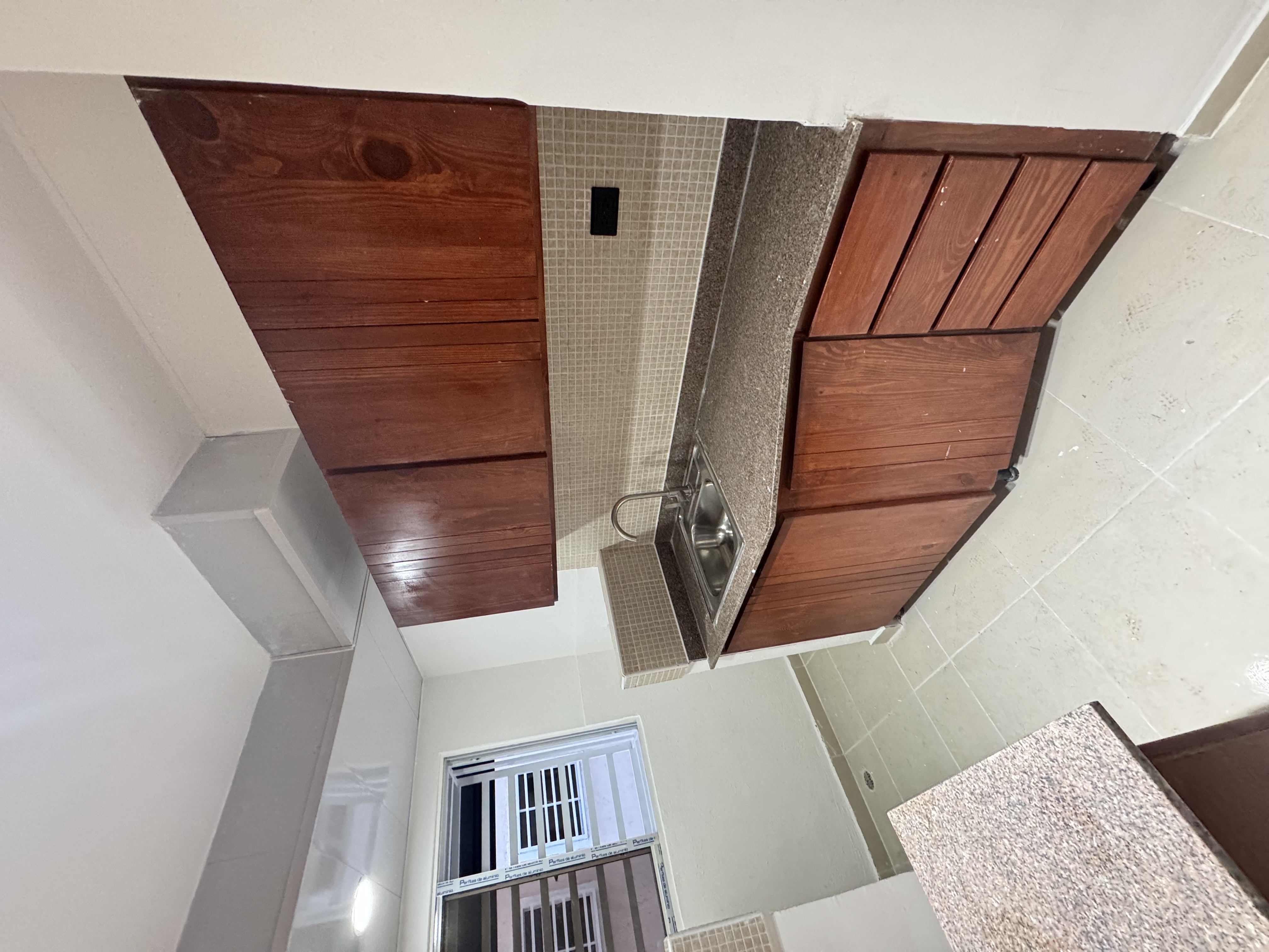apartamentos - Apartamento con 1 año de construcción en la marginal de las Américas  4