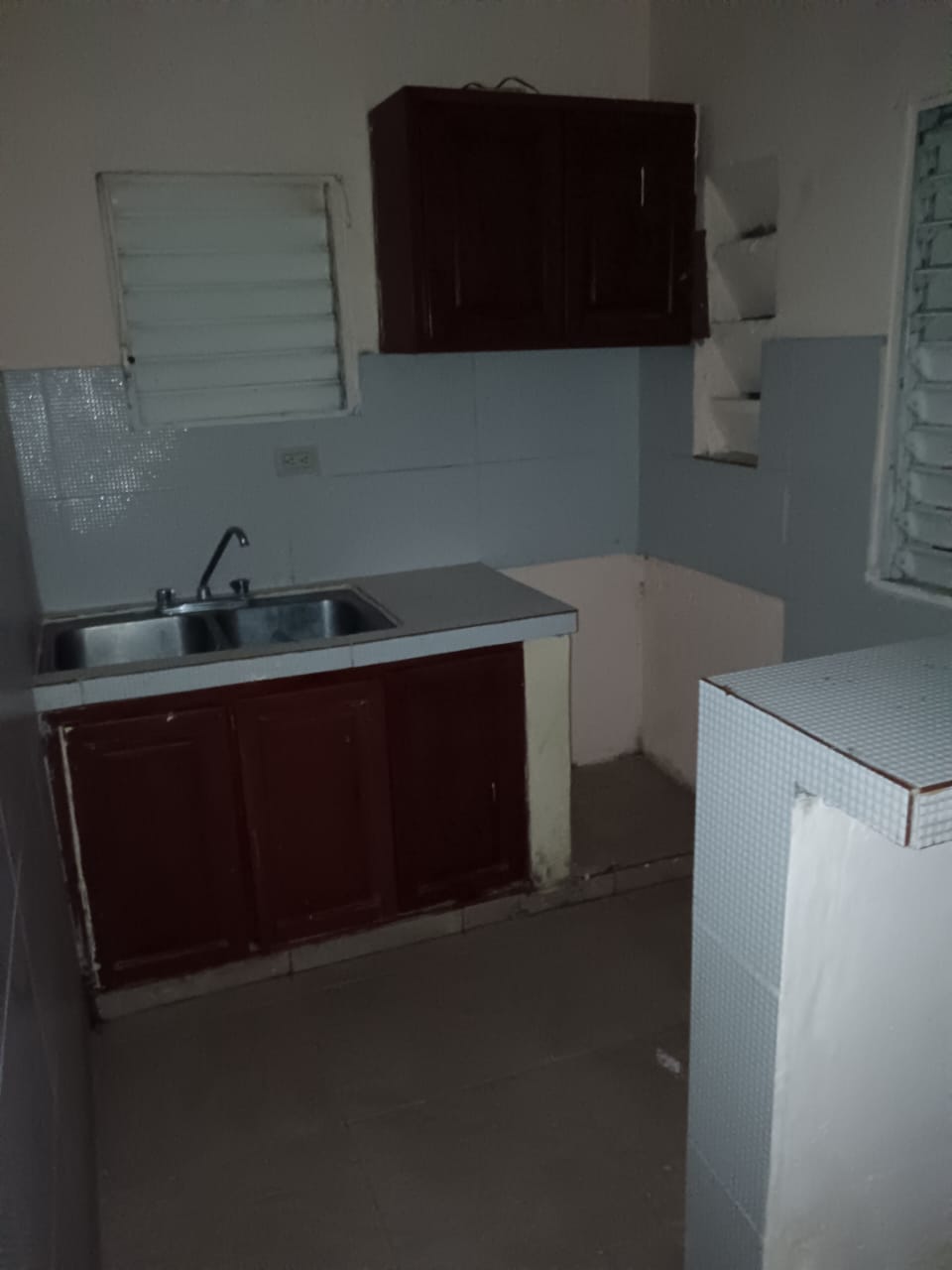 apartamentos - PROX A LA GOMEZ C, OVANDO ALQ ESTE APTO 2 HAB S C  3