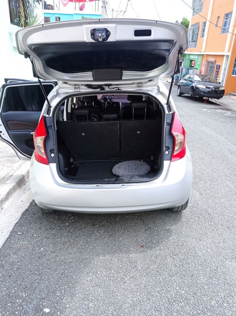 carros - Nissan Note  Medalist 2017 8