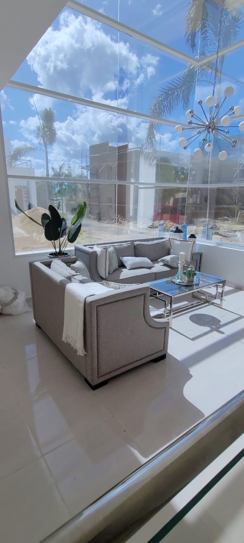 casas - Casa Nueva en La Romana/Excelente Ubicación  0