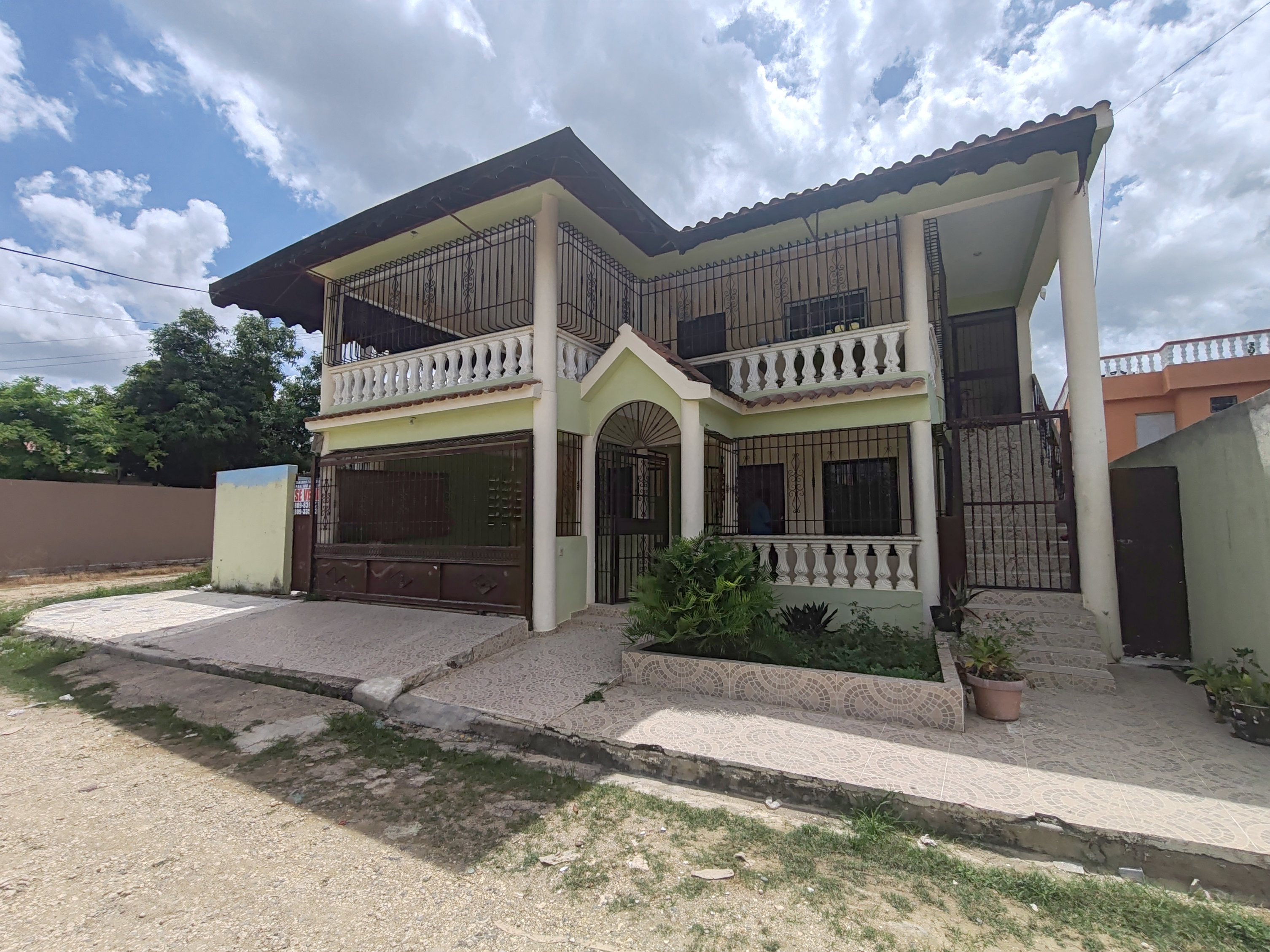 casas - Rento 1er nivel casa Res Rivera del Caribe, Aut Las Américas  0