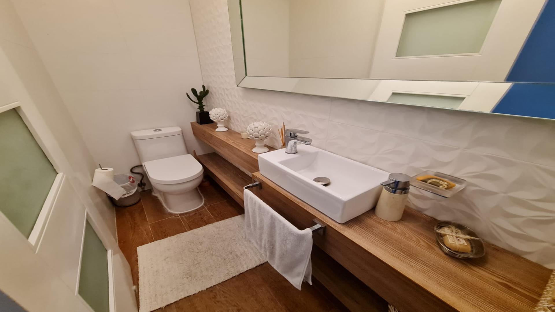apartamentos - Apartamento amueblado en alquiler en Av. Anacaona 8