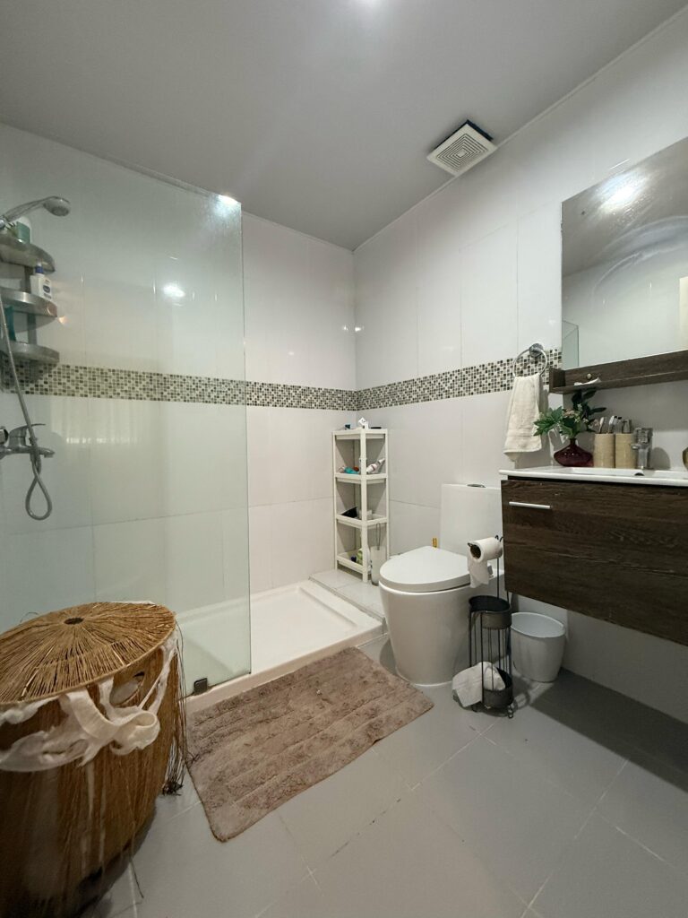 apartamentos - 2725- APTO. EN EL MILLÓN, STO. DGO.  7