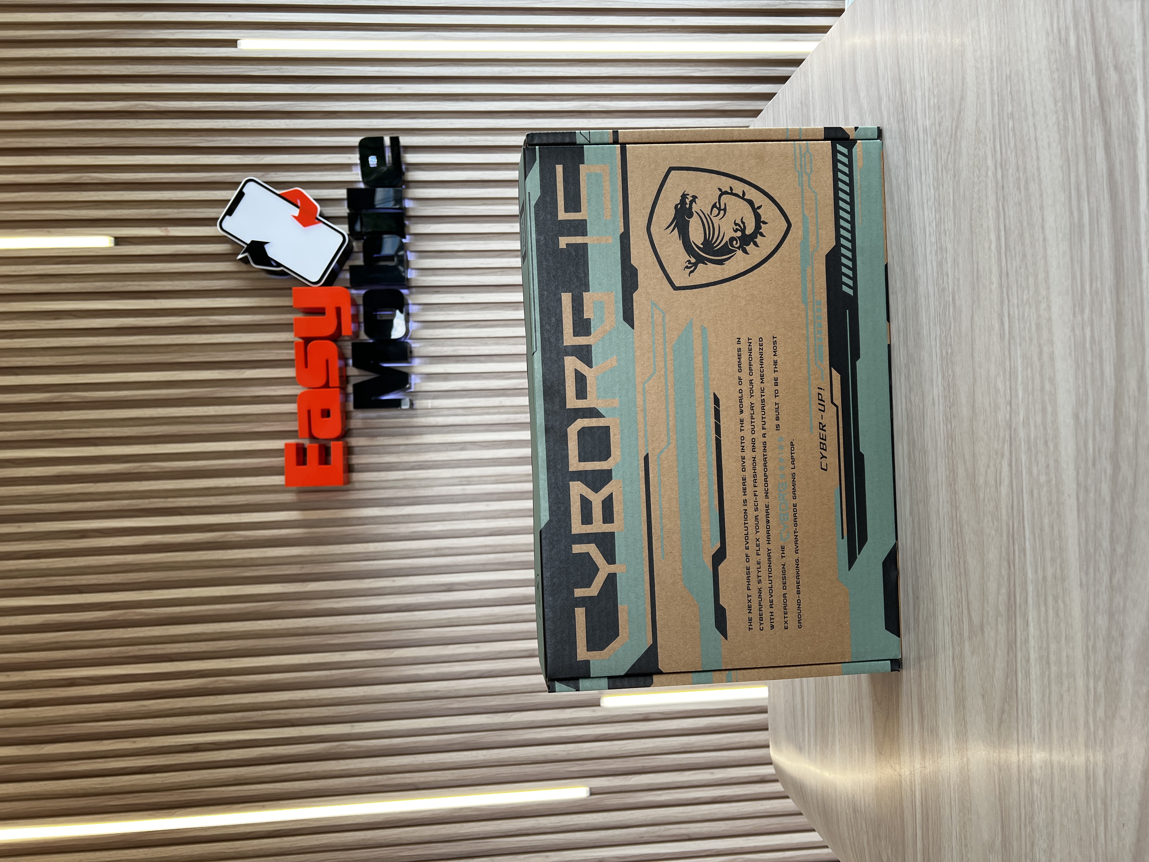 computadoras y laptops - MSi CYBORG   i7 16GB RAM 512 16 RAM RTX4050