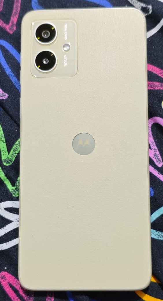celulares y tabletas - Celular en venta (claro)