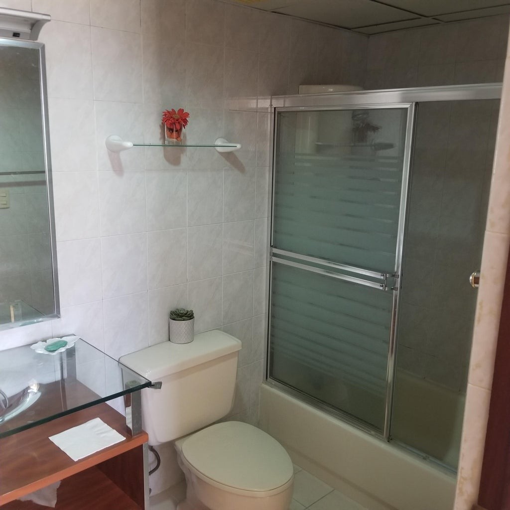 apartamentos -  Apartamento de Dos Habitaciones en Alquiler Amueblado 7