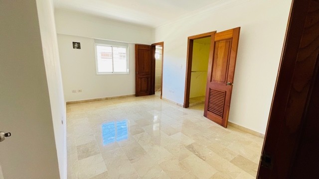apartamentos - Apartamento en alquiler de 3 habitaciones en la esperilla  4