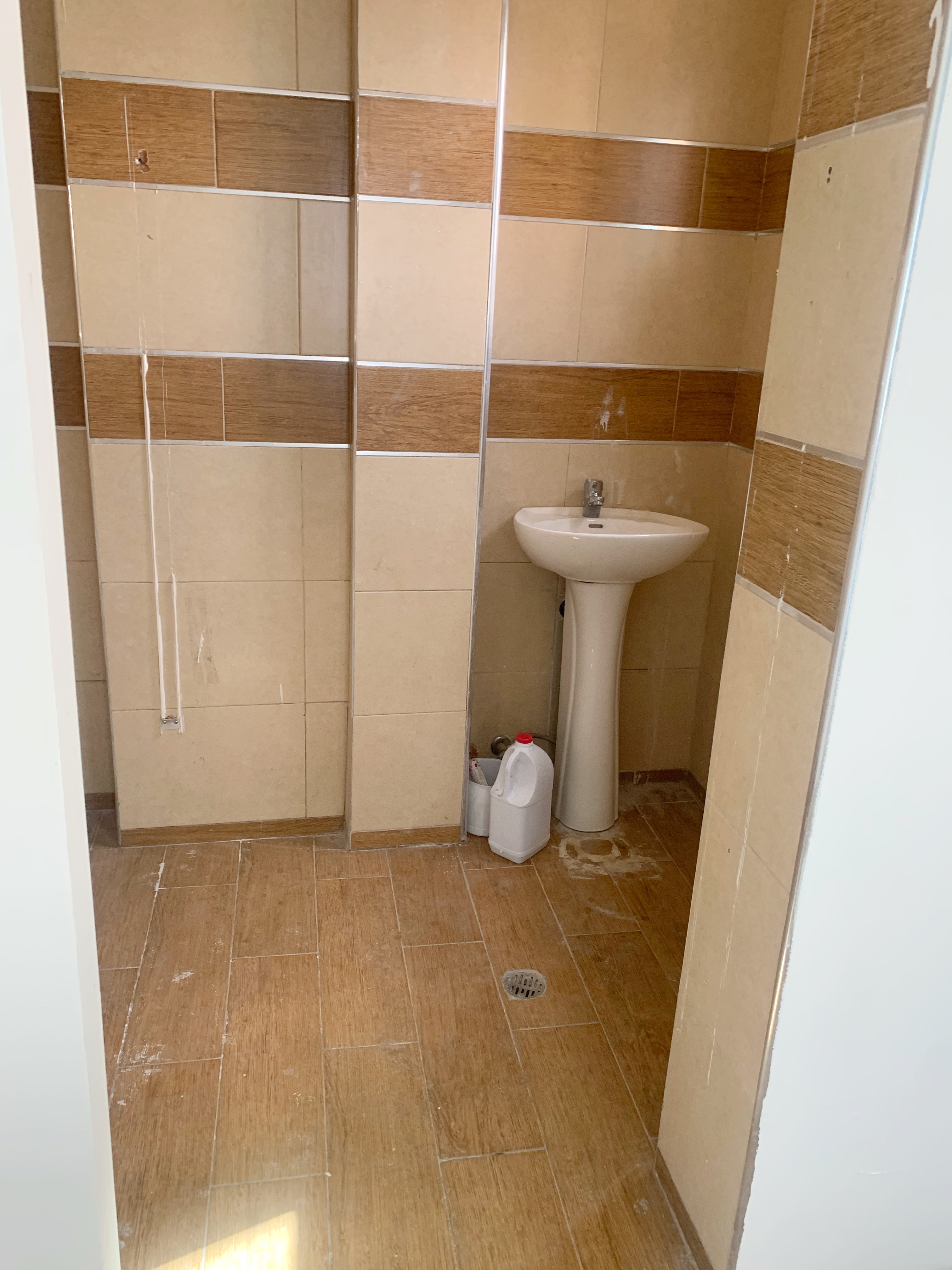 oficinas y locales comerciales - Local en Arroyo hondo  1