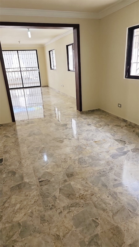 oficinas y locales comerciales - Propiedad en el mirador sur  2