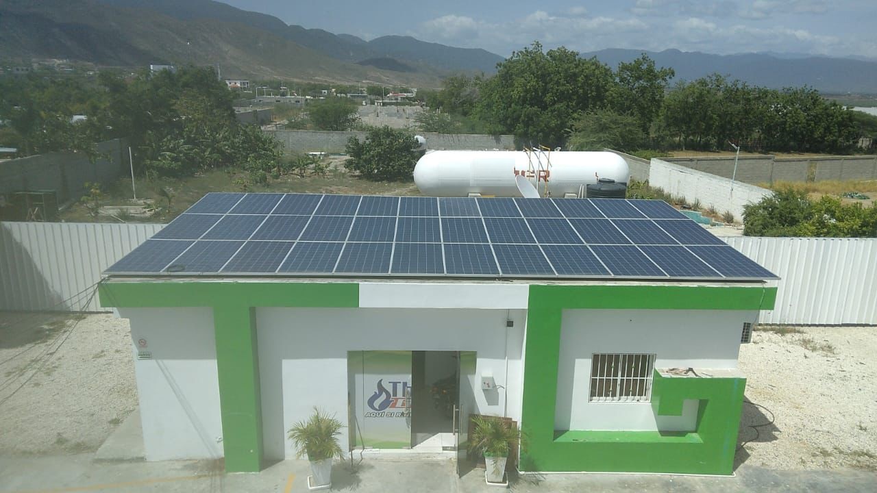 negocios en venta - Estacion de gas en Azua Ganancia sobre 1.3m limpio 4