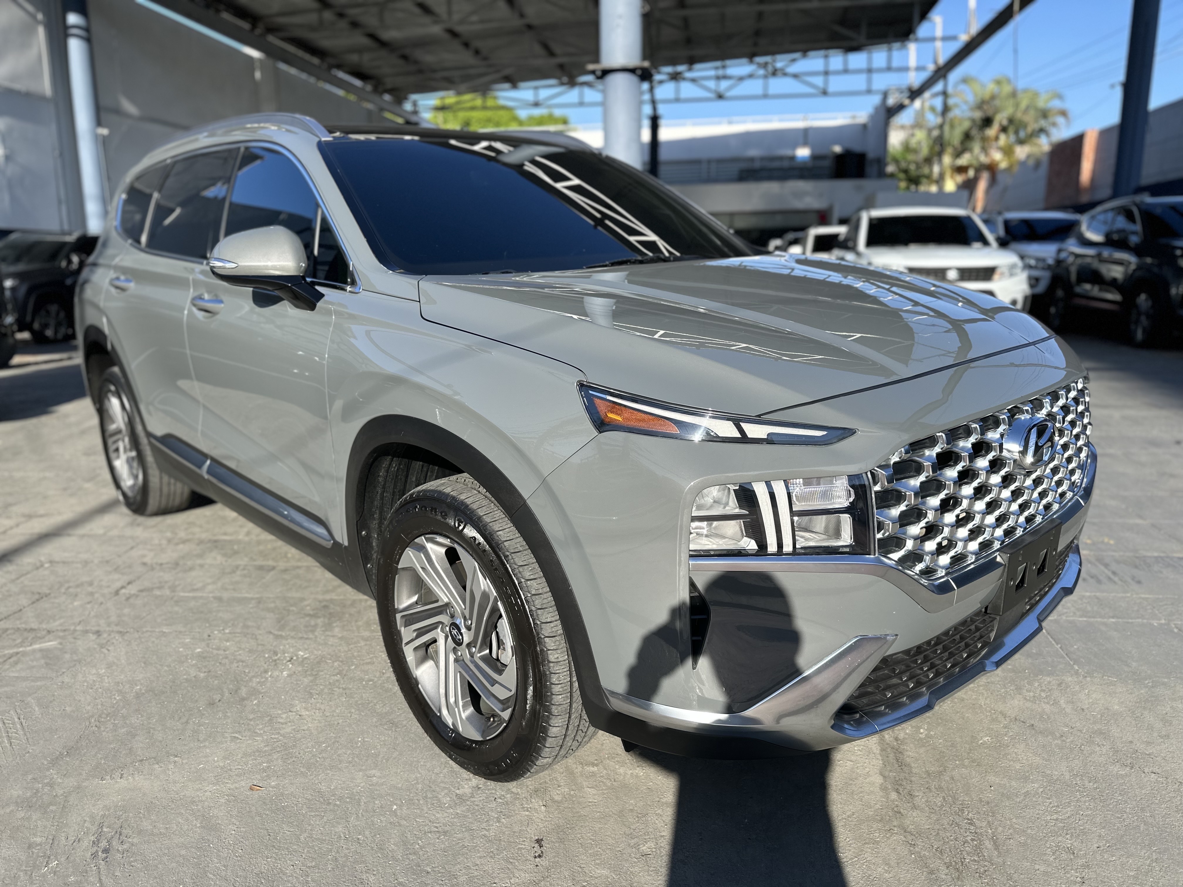 jeepetas y camionetas - HYUNDAI SANTA FE SEL 2022  4
