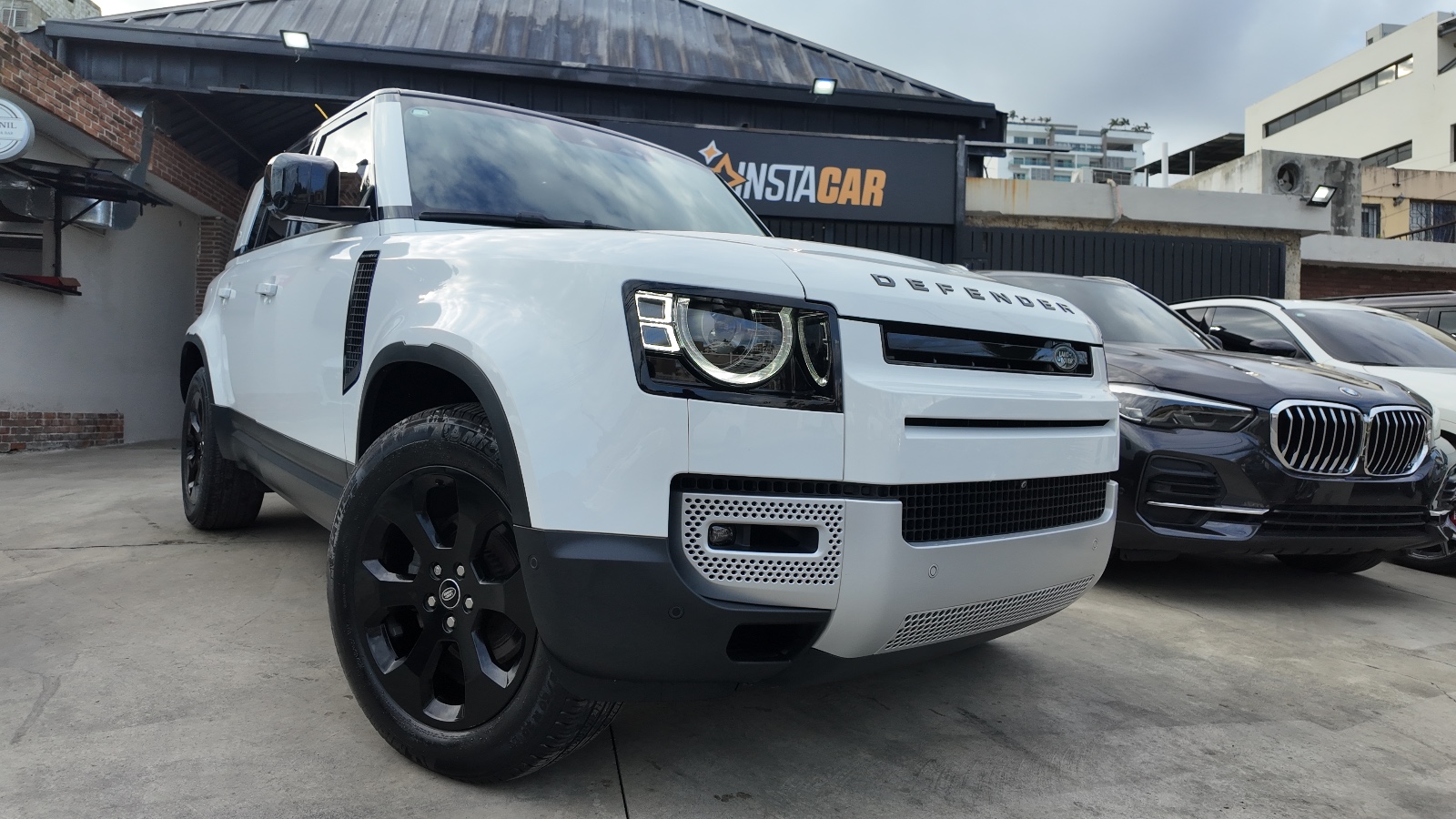 jeepetas y camionetas - RANG ROVER DEFENDER 110 2021 0