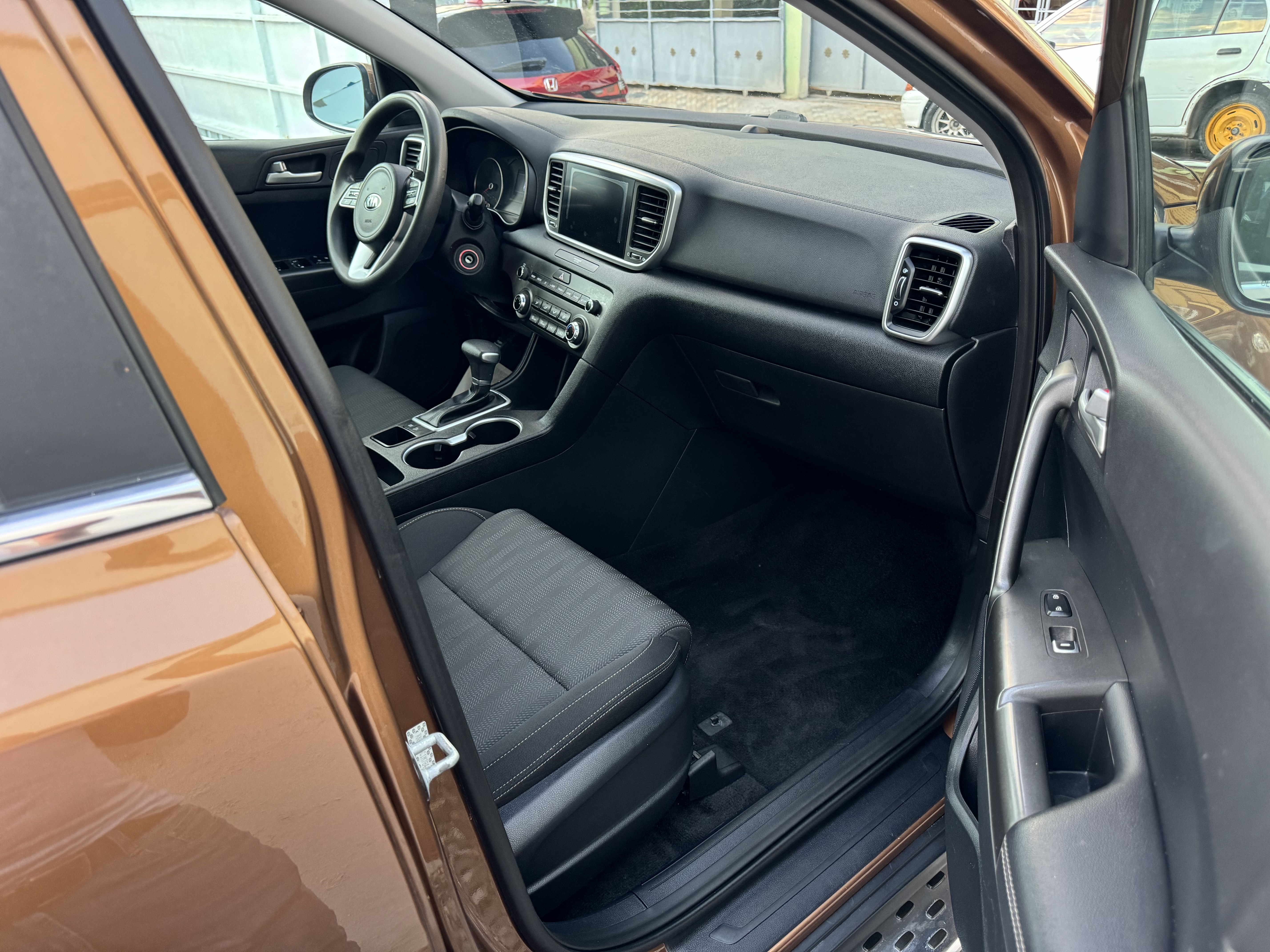 jeepetas y camionetas - Kia sportage 2021 Clean Carfax  1