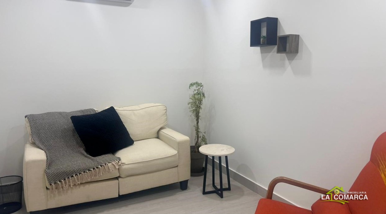 oficinas y locales comerciales - SE ALQUILA OFICINA EN SANTIAGO 6