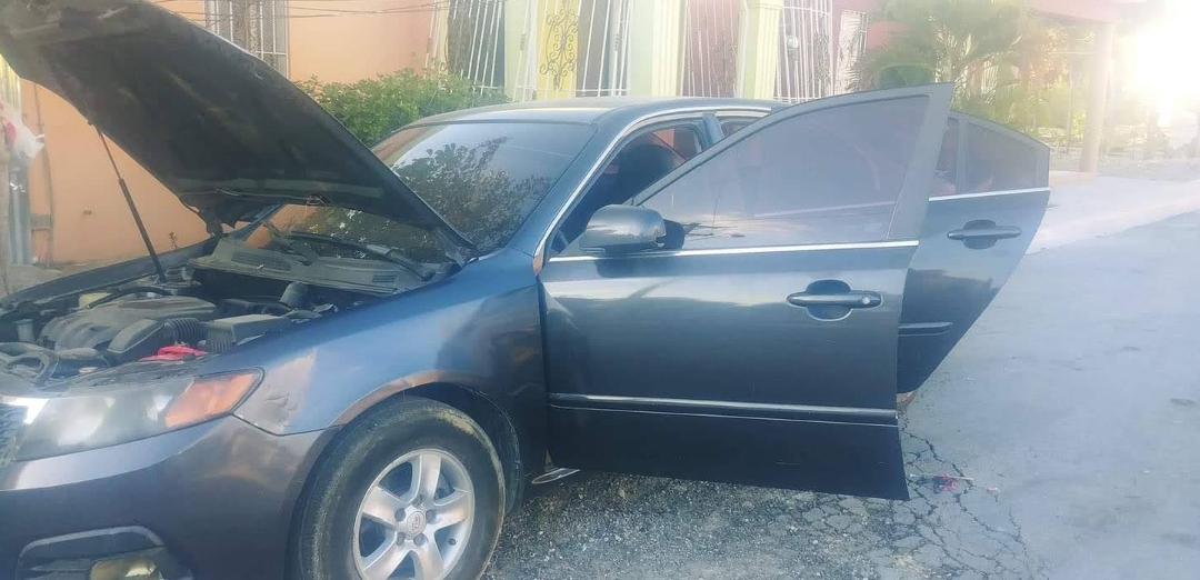 carros - De oportunidad súper cómodo y económico  0