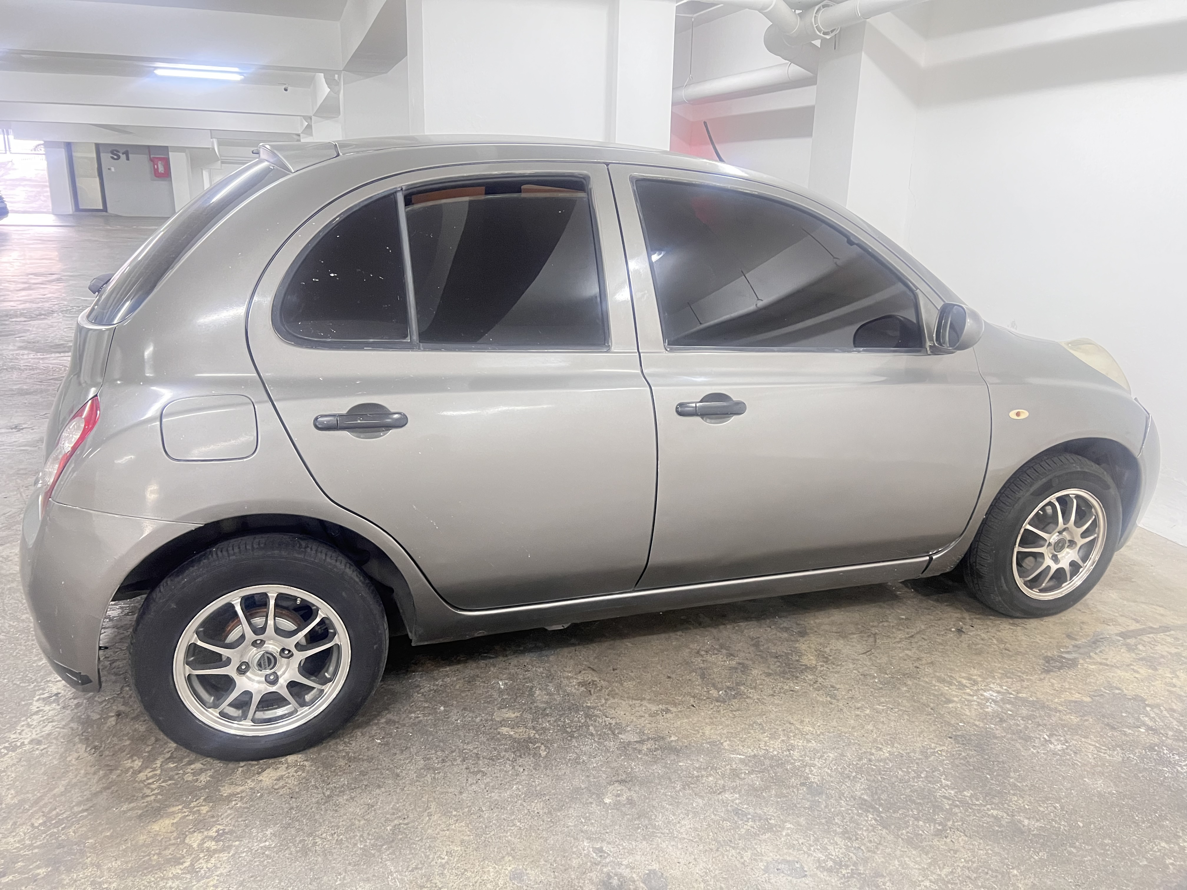 carros - Se Vende Nissan March 2009 1