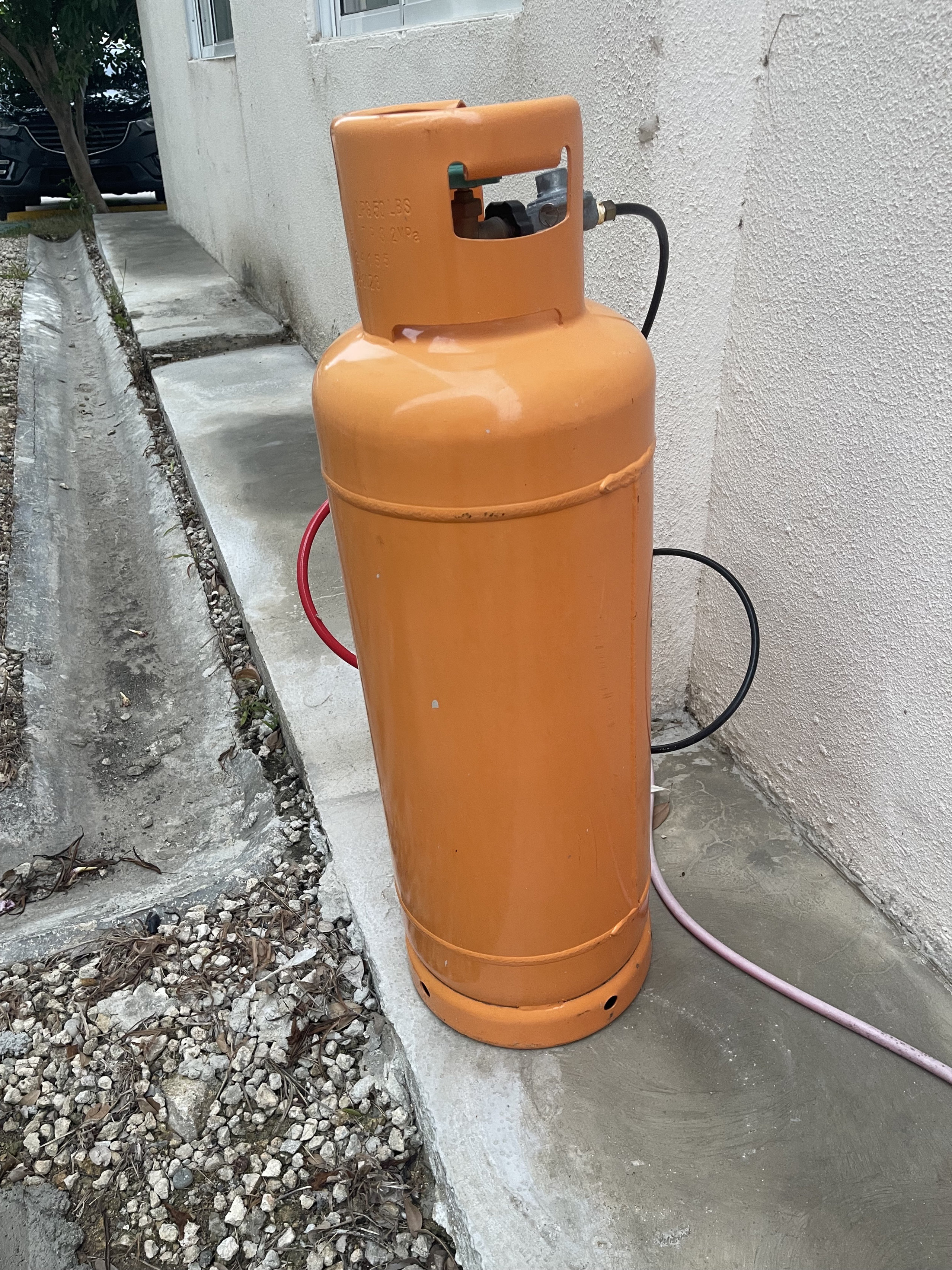 cocina - Tanque de gas 50 libras  2