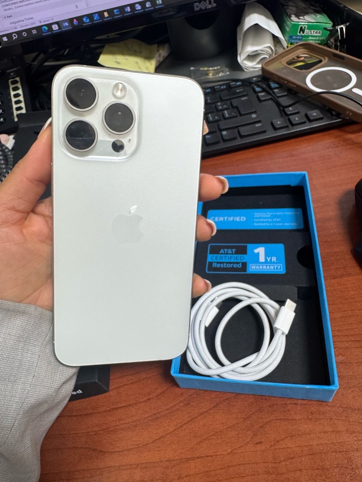 celulares y tabletas - IPhone 15 Pro Max 256 GB DESBLOQUEADO 1