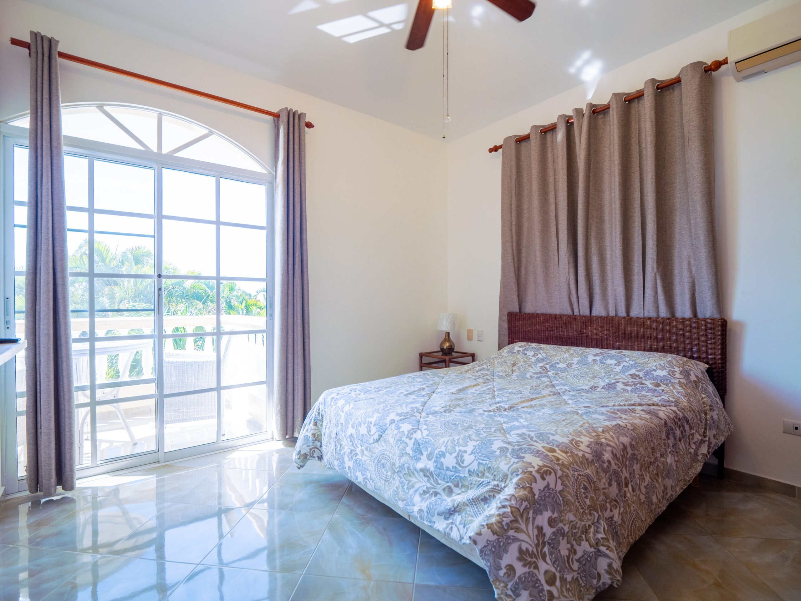 casas vacacionales y villas - 🏡 Villa Exclusiva de 3 Habitaciones y 2.5 Baños  2