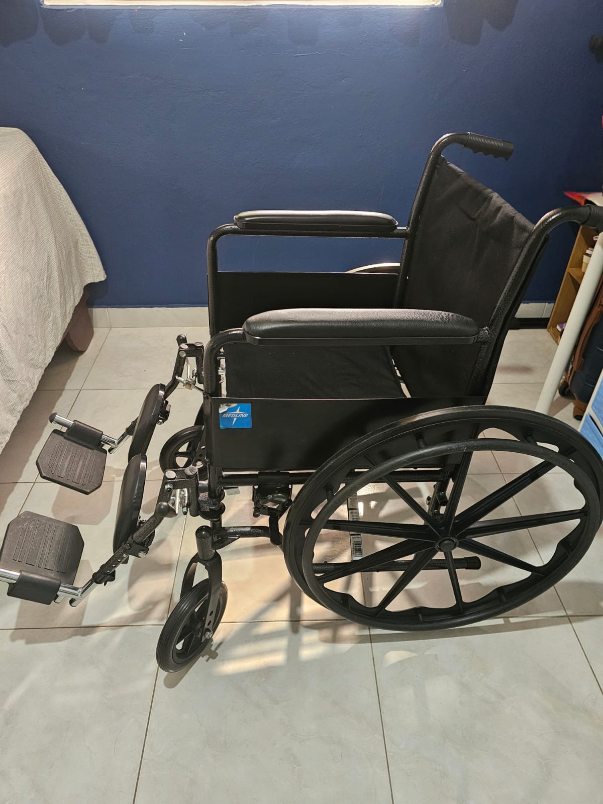 salud y belleza - Se Vende Silla de Ruedas como nueva  1