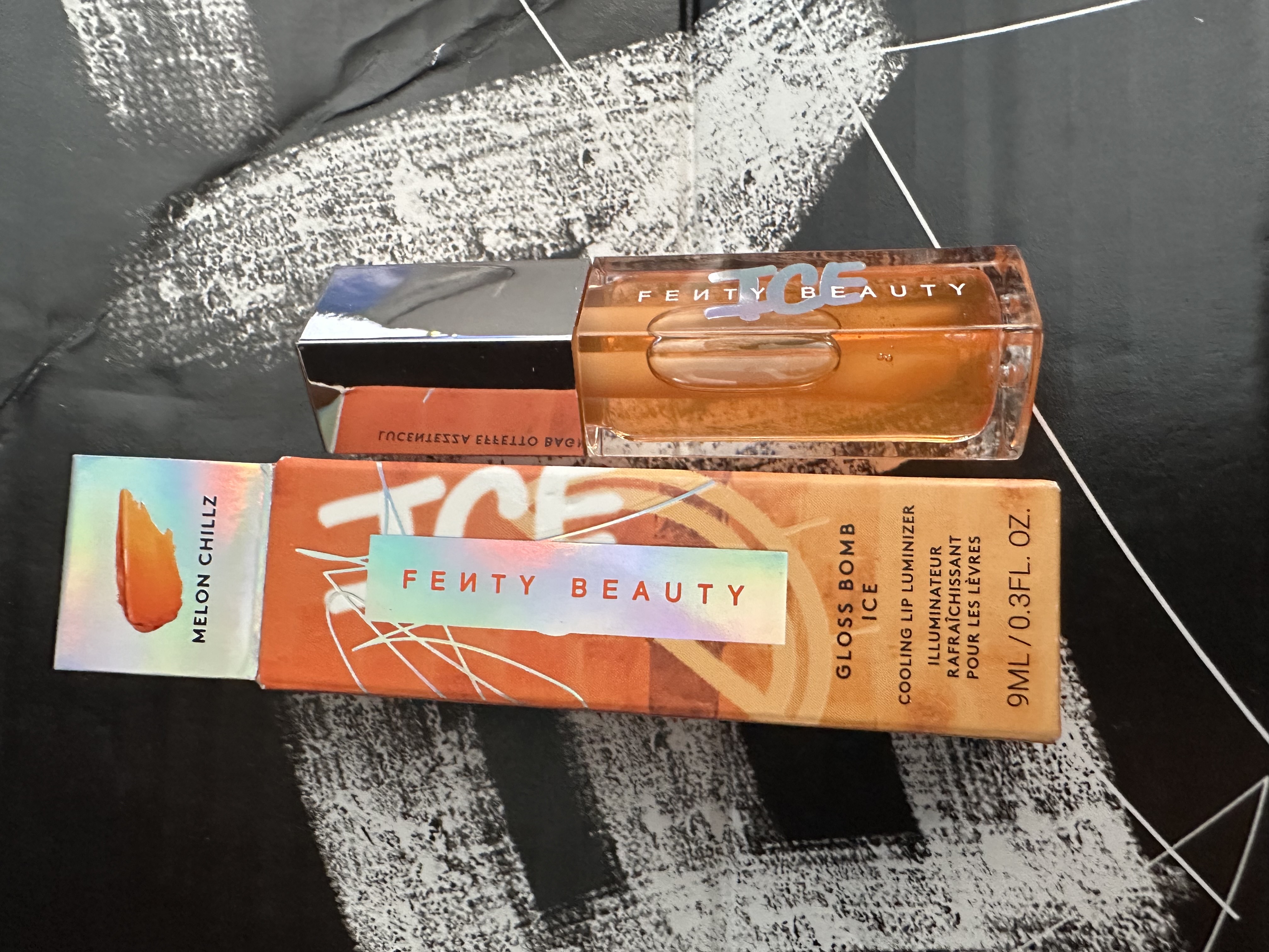 salud y belleza - Brilla con gloss original de Fenty Beauty 2