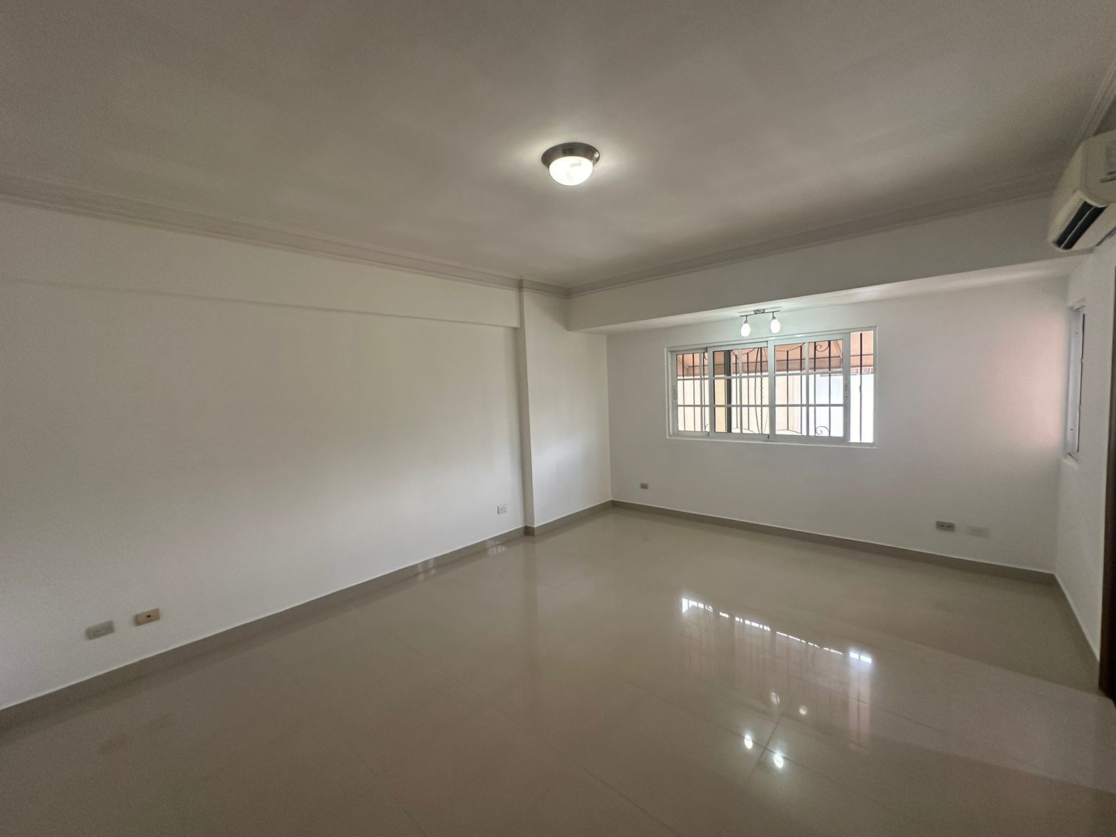 apartamentos - Alquiler en BELLA VISTA nitido 5