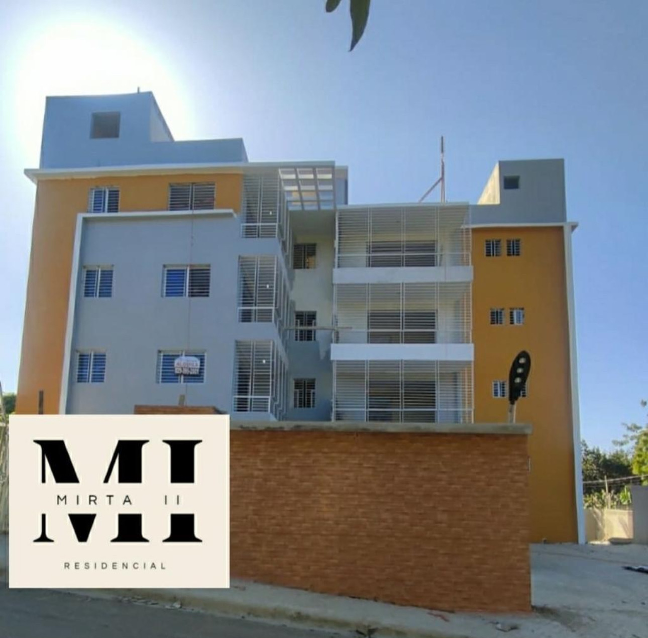 apartamentos - En Marañón Sto Dgo Norte apto con tres habitaciones 