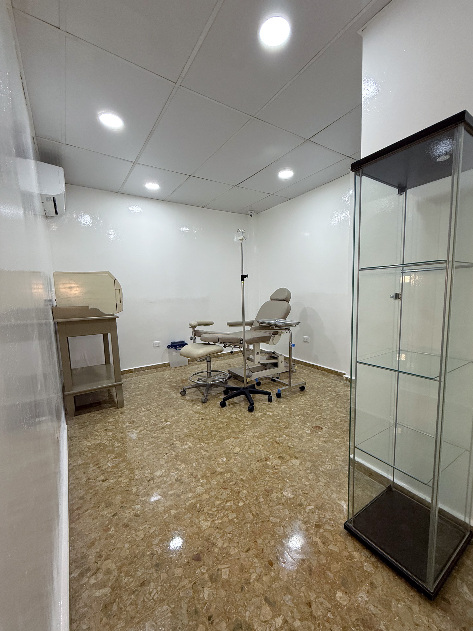 oficinas y locales comerciales - alquiler de consultorio medico 2