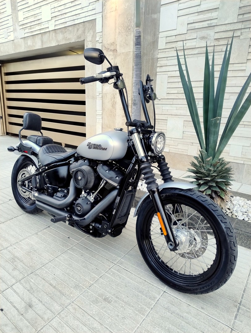 motores y pasolas - Harley Davidson 2020 Softail FXBB 6