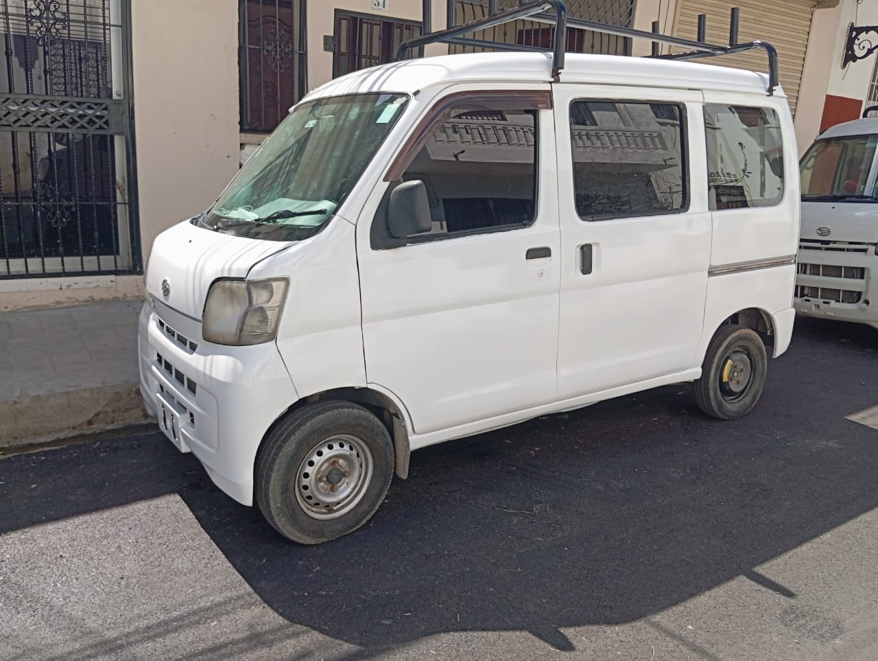 jeepetas y camionetas - HIJET 2014 BLANCO  0