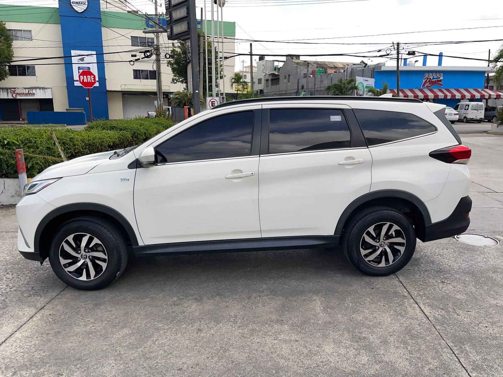 jeepetas y camionetas - TOYOTA RUSH 2019  4
