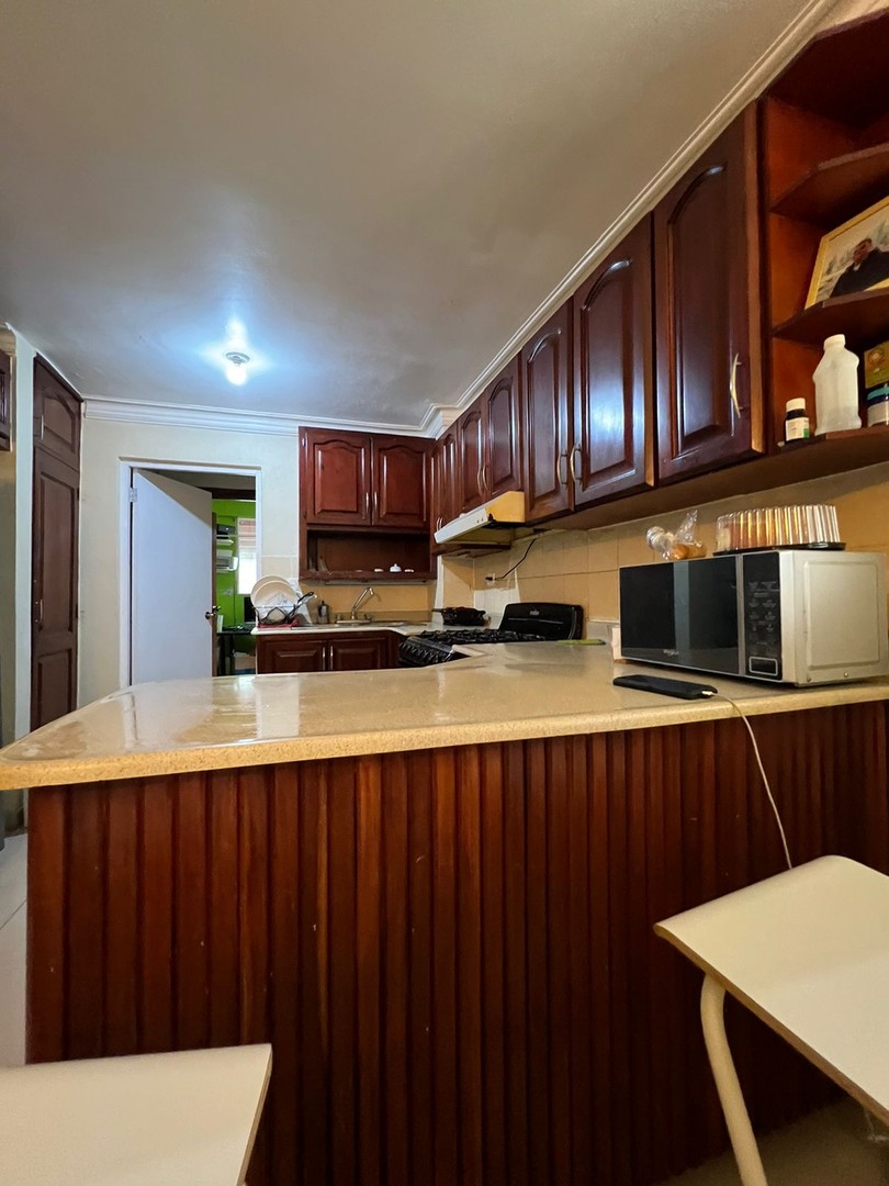 apartamentos -  Ubicación: Próximo al Supermercado Nacional, en la misma calle del Centro Olímp 7