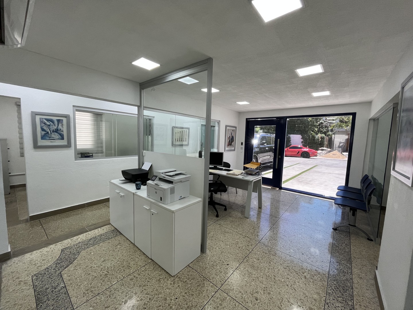 casas - El Millon casa - oficina con 10 parqueos  6