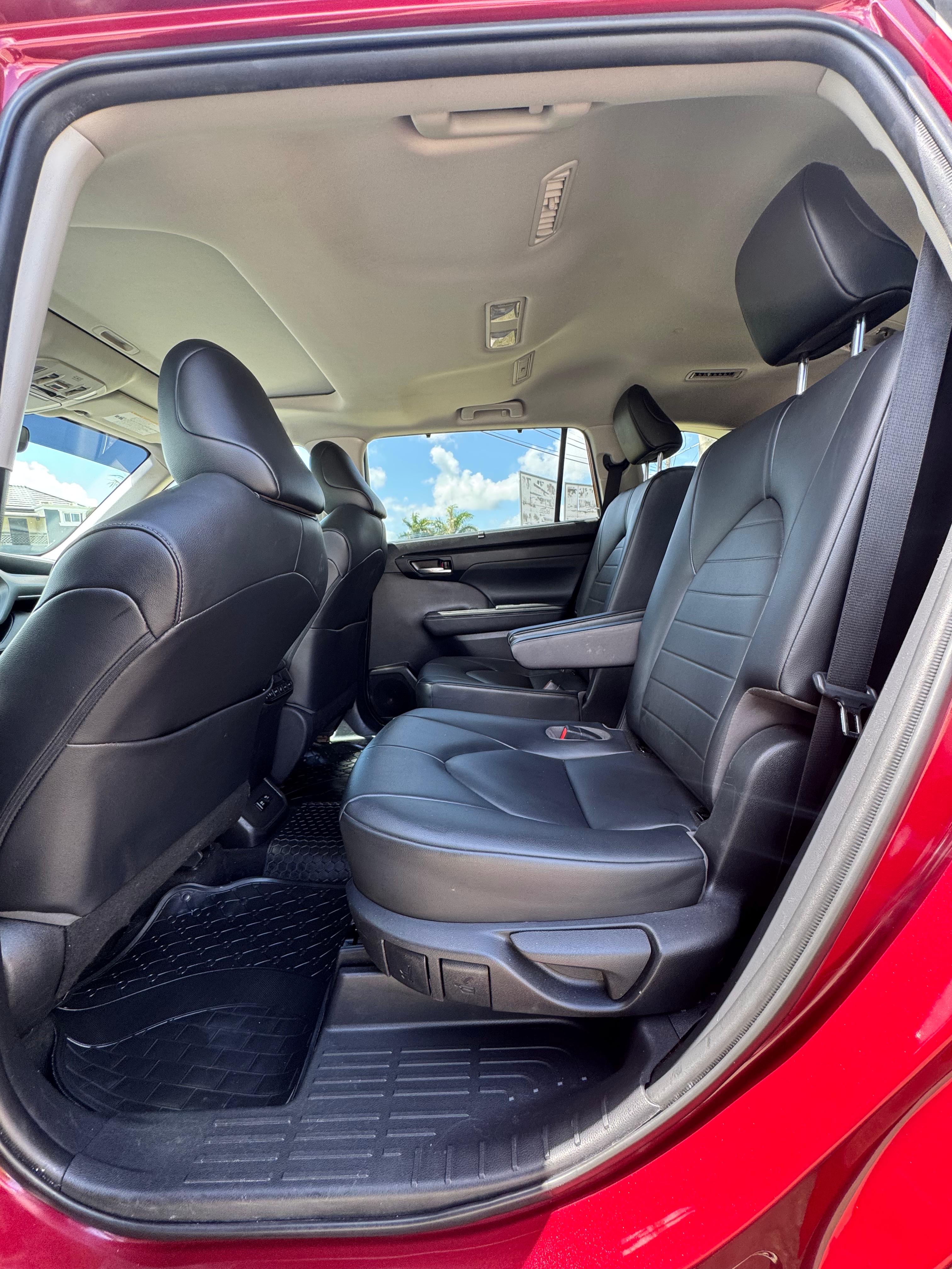 jeepetas y camionetas - Toyota Highlander 2020 XLE AWD 7