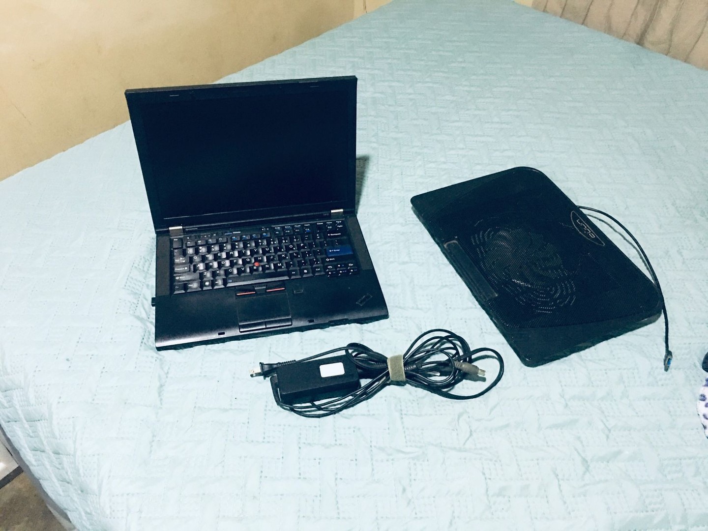 computadoras y laptops - se vende lapto lenovo t410 a buen precio de oportidad 0