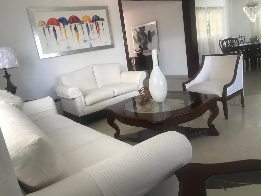 casas - Se alquila casa en Cerros de Arroyo Hondo 4