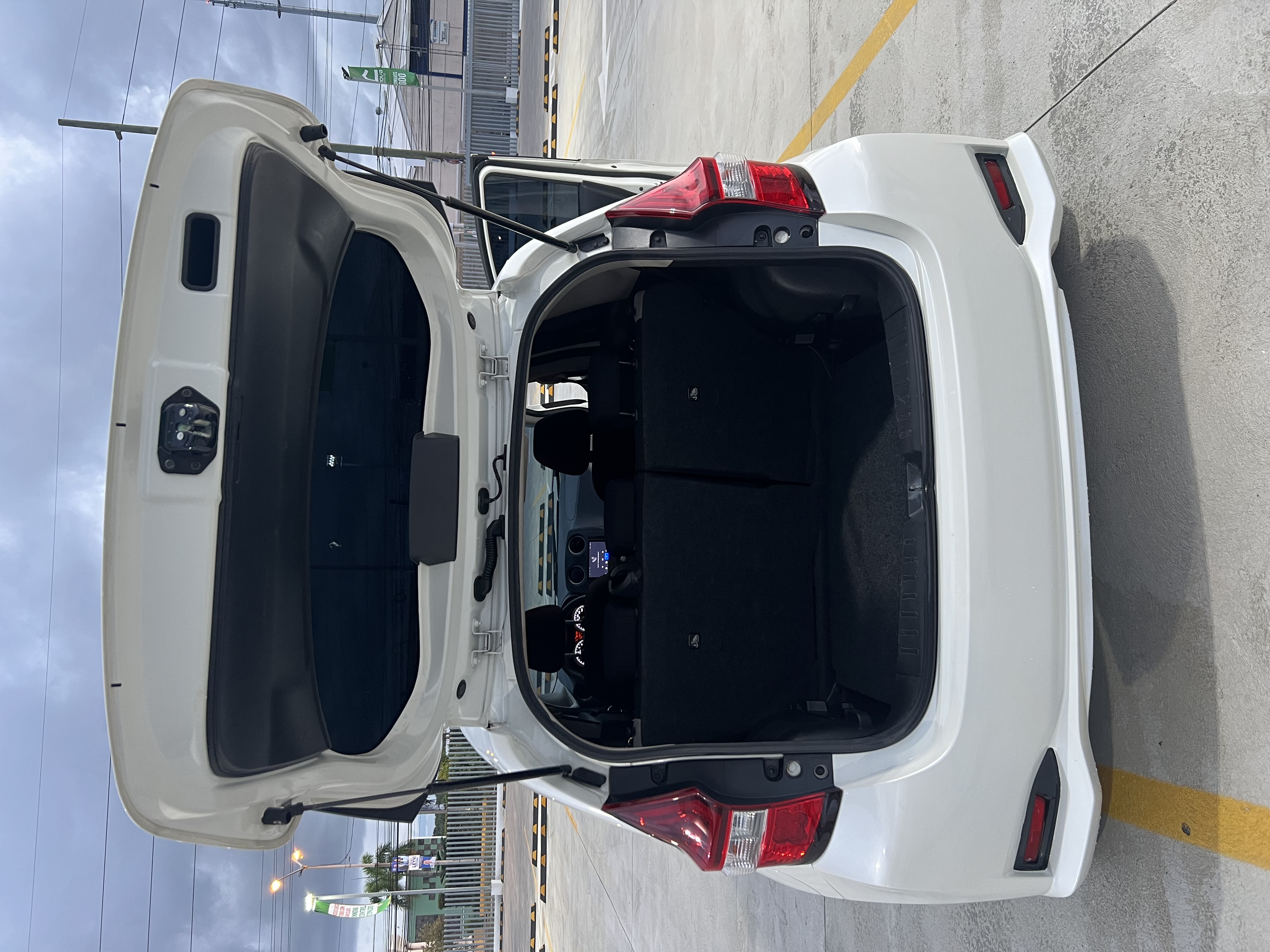 carros - Nissan note 2017 3