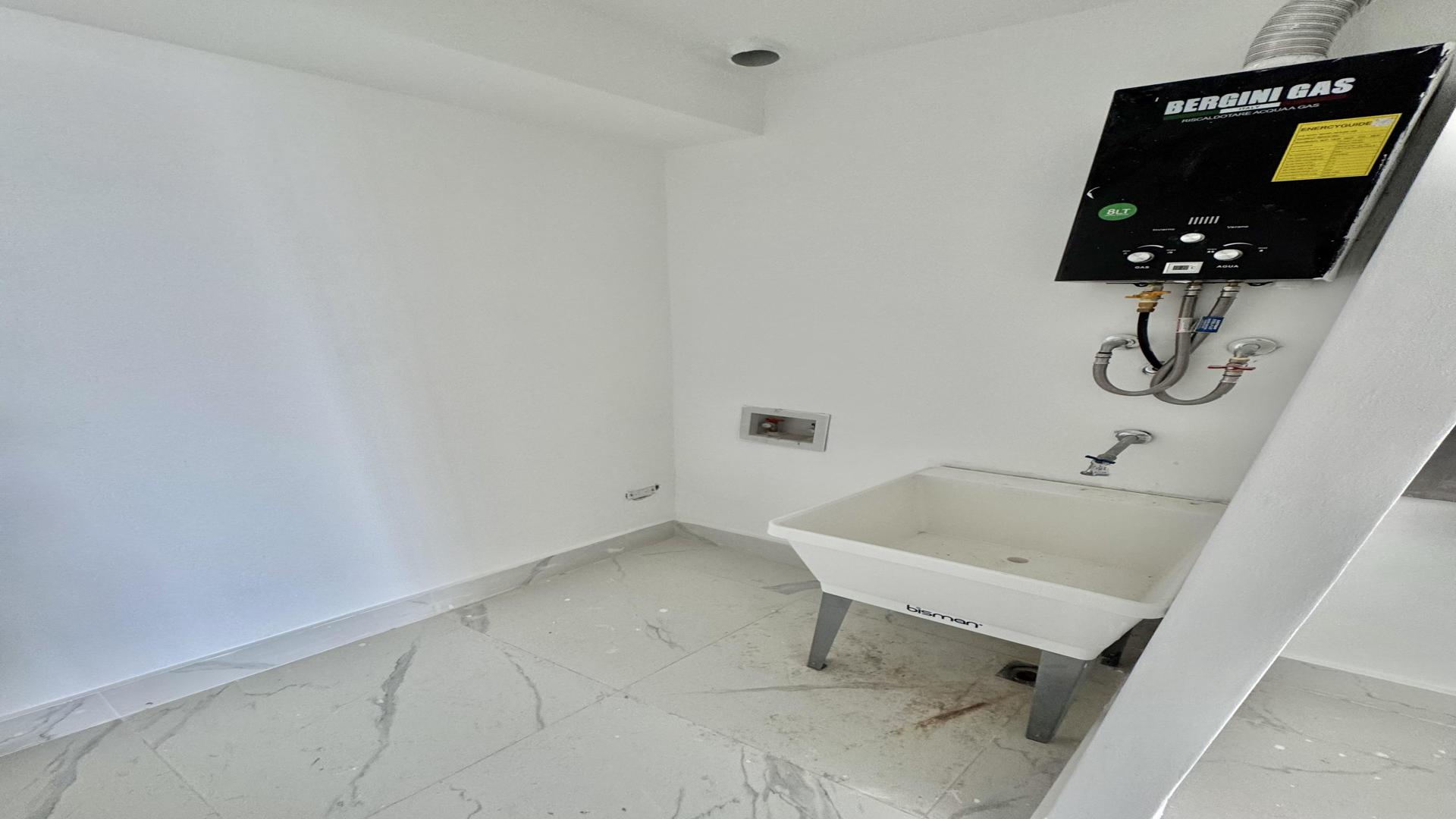 apartamentos - Apartamento Nuevo en Evaristo Morales 5