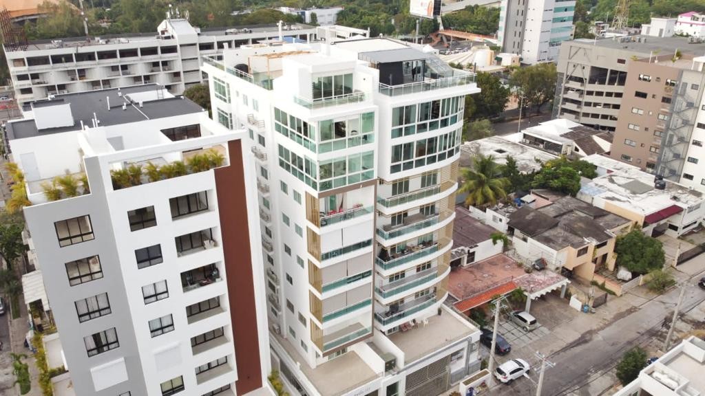 apartamentos - Se vende apartamento en El Vergel 8
