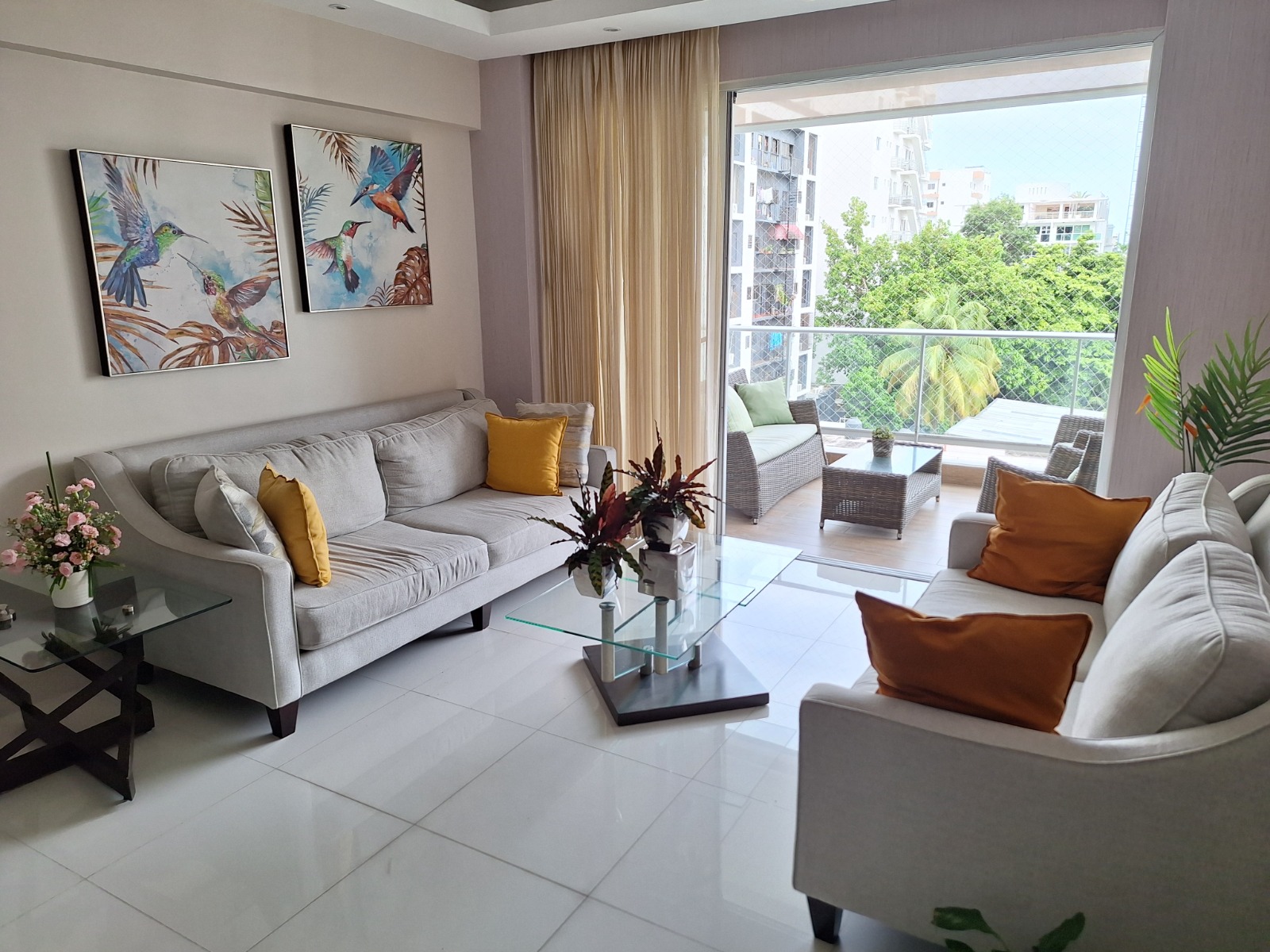 apartamentos - En venta Apartamento en Evaristo Morales 0