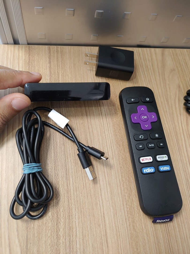 tv - ROKU EXPRESS / SMART TV  5