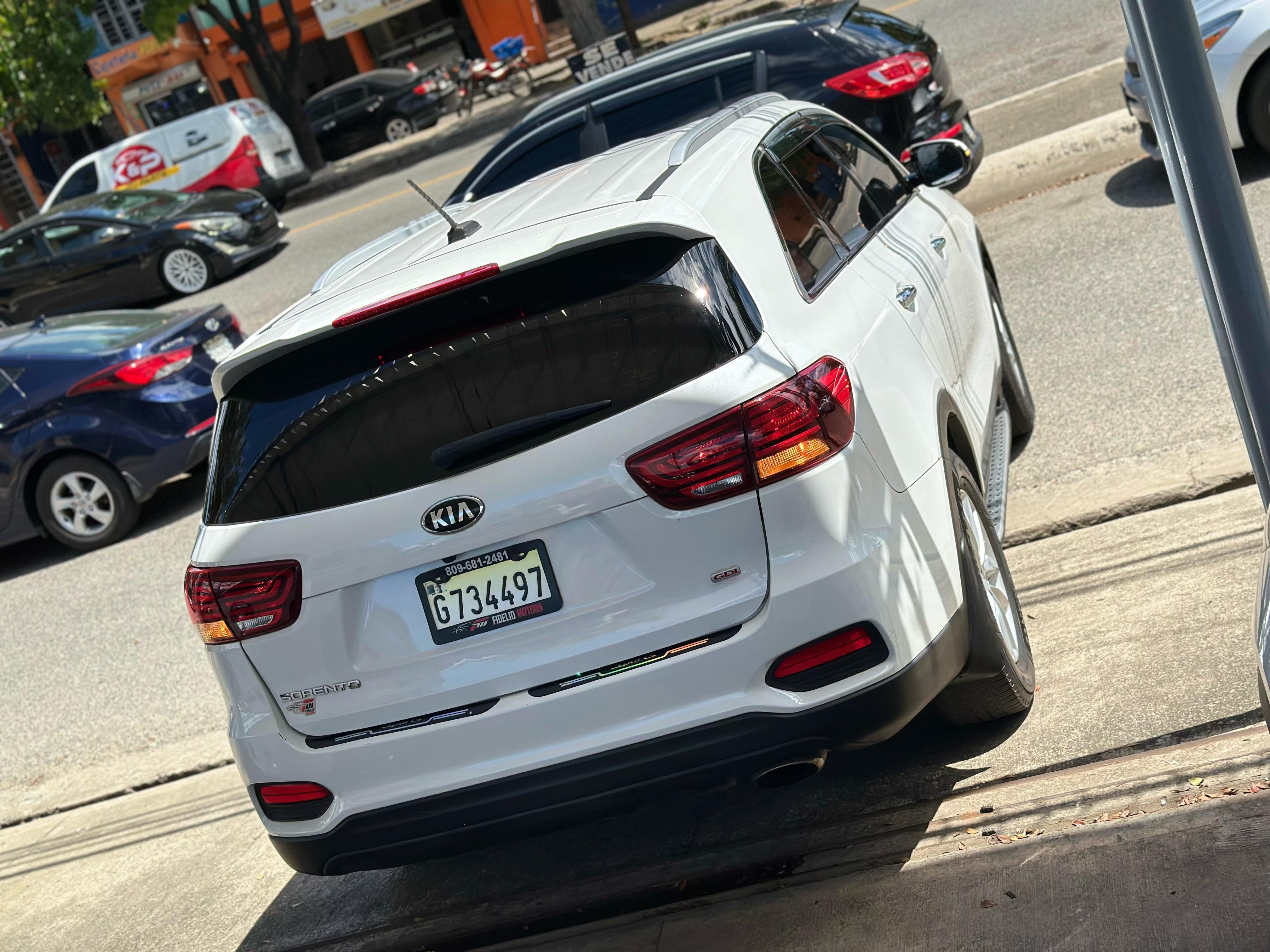 jeepetas y camionetas - 2020 KIA SORENTO LX CLEAN CARFAX 3