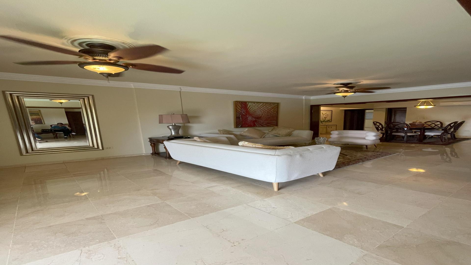 apartamentos - Apartamento Amueblado Frente al Mirador Sur, Avenida Anacaona 4