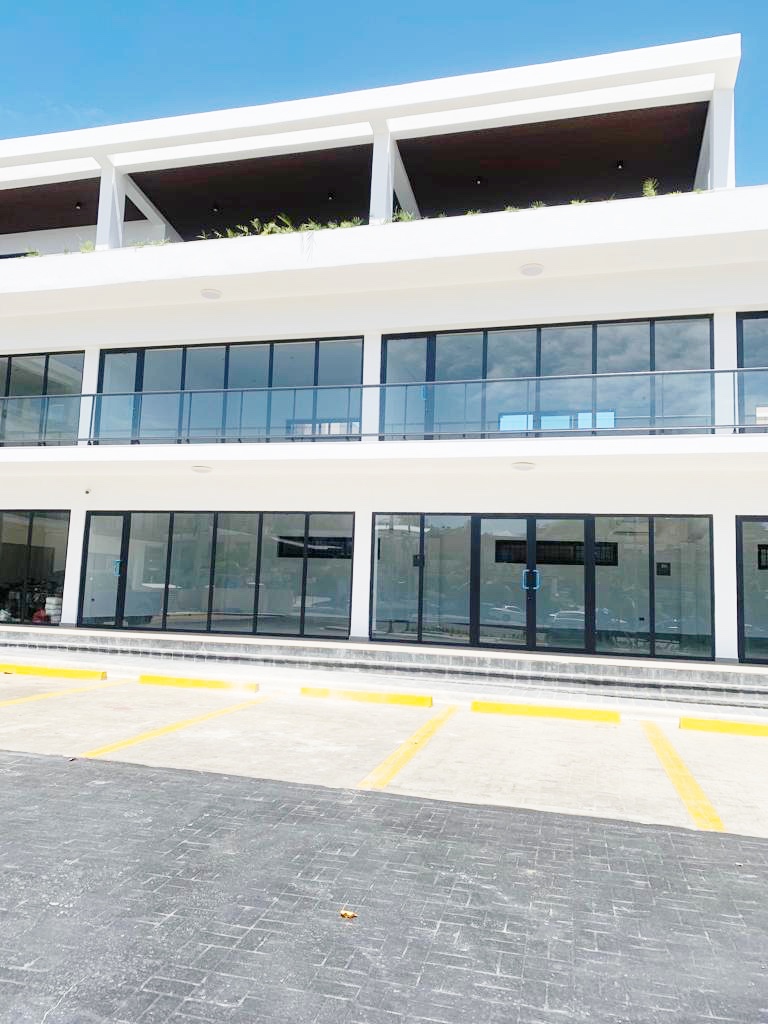 oficinas y locales comerciales - Local en Venta 150 metros 6