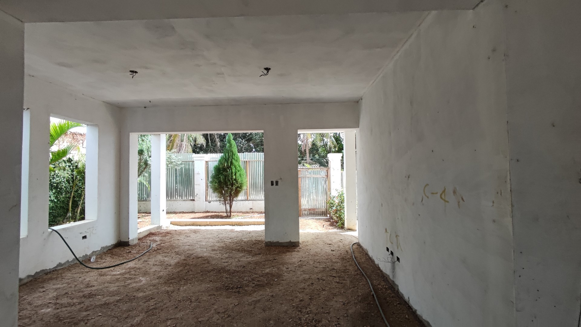 casas - De Venta Casa Espaciosa y con ubicación privilegiada 
Residencial Petrópolis   9