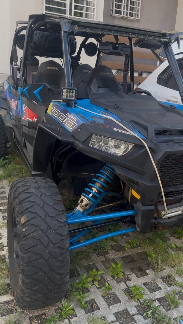 vehiculos recreativos - Polaris RZR 1000 (2015) 2
