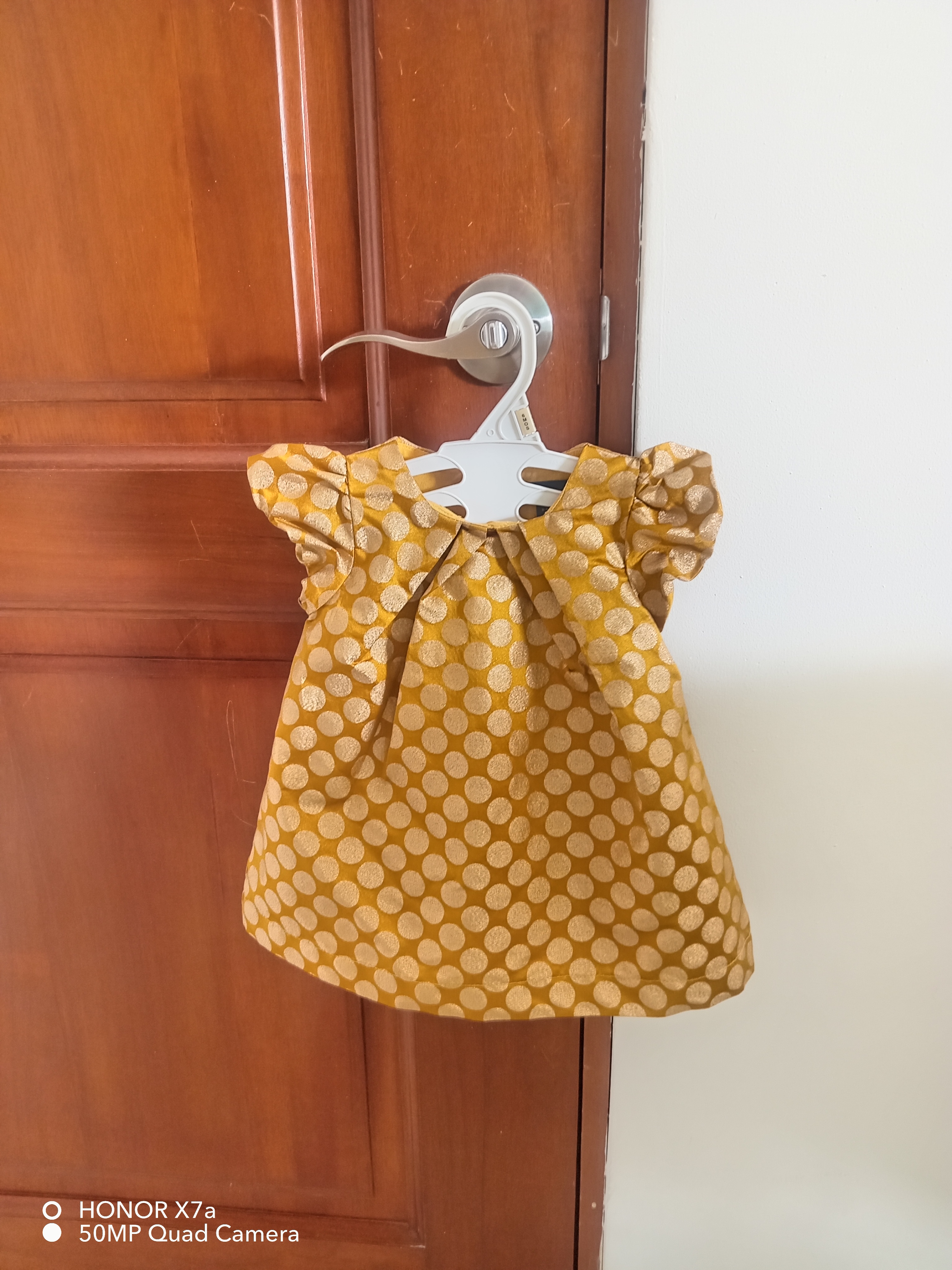 ropa y zapatos - Vestidos elegantes para bebés 2