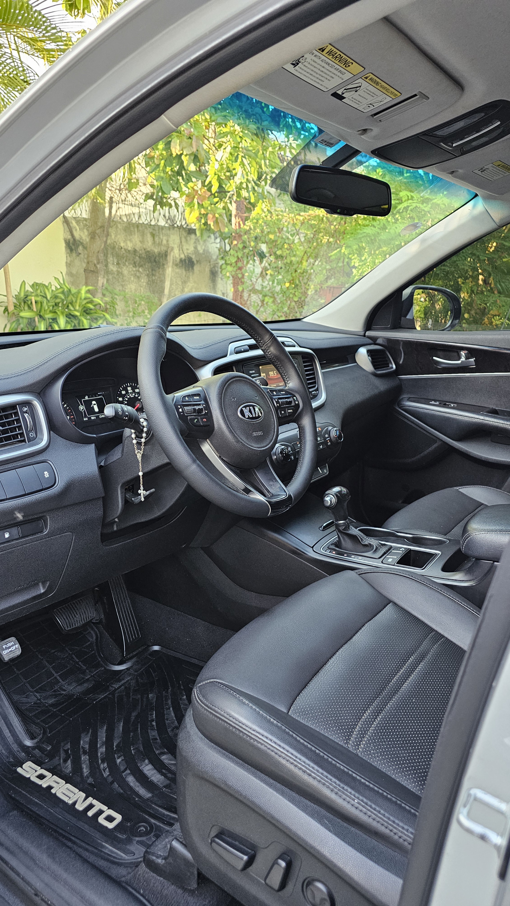 jeepetas y camionetas - Vendo Kia Sorento 2016 8