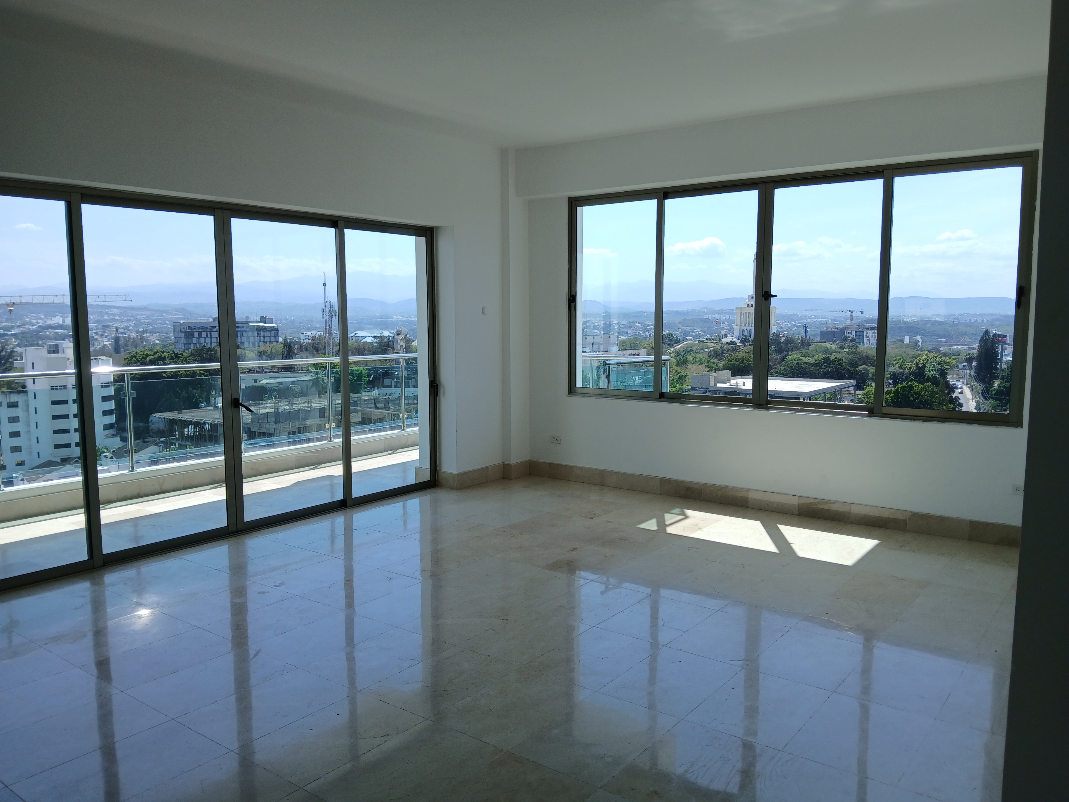 apartamentos - 🌟 ¡Oportunidad ÚNICA de inversión en el corazón de la ciudad 4